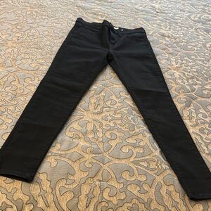 Black Skinny Jeans